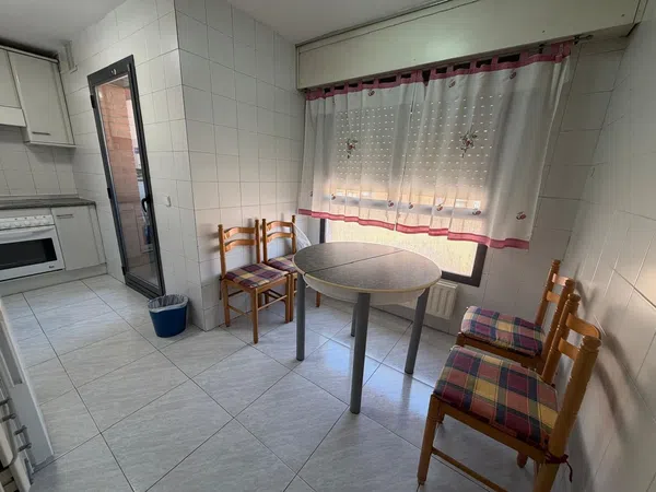 Piso en Norte - Universidad - Foto 3