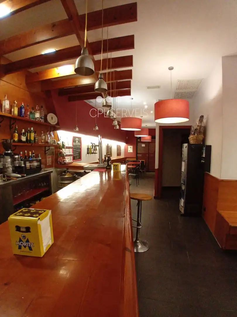 Local comercial en Badalona - Foto 2