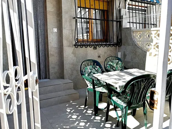 Chalet adosado en calle Relleu, 4