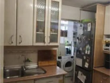 Piso en urbanización - Foto 5