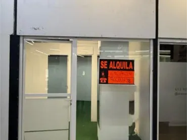 Local comercial en Museo Arqueológico - Foto 2