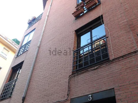 Piso en calle de San Simón, 3