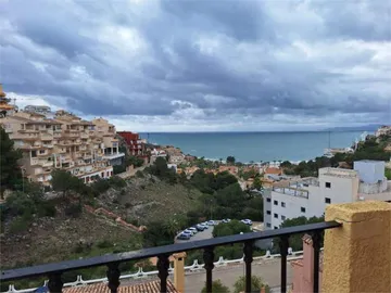 Casa adosada en URBANIZACION CAP BLANC - Foto 8