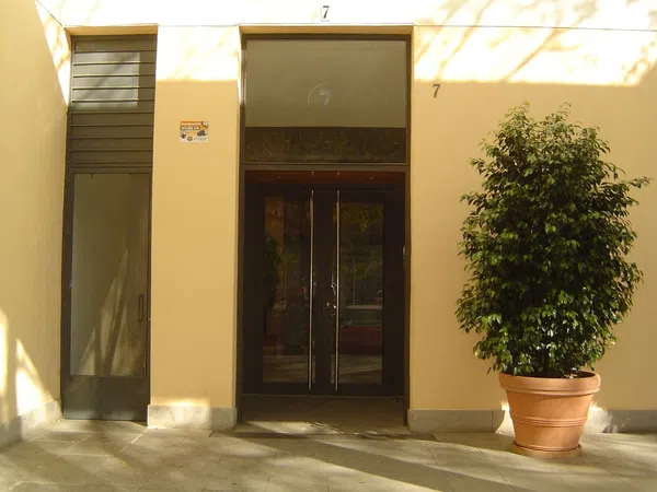 Piso en calle Adriano del Valle, 7