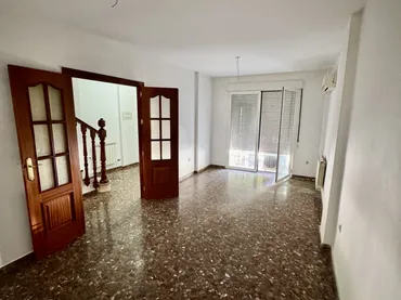 Casa adosada en  Avenida Diputación 97 - Foto 4