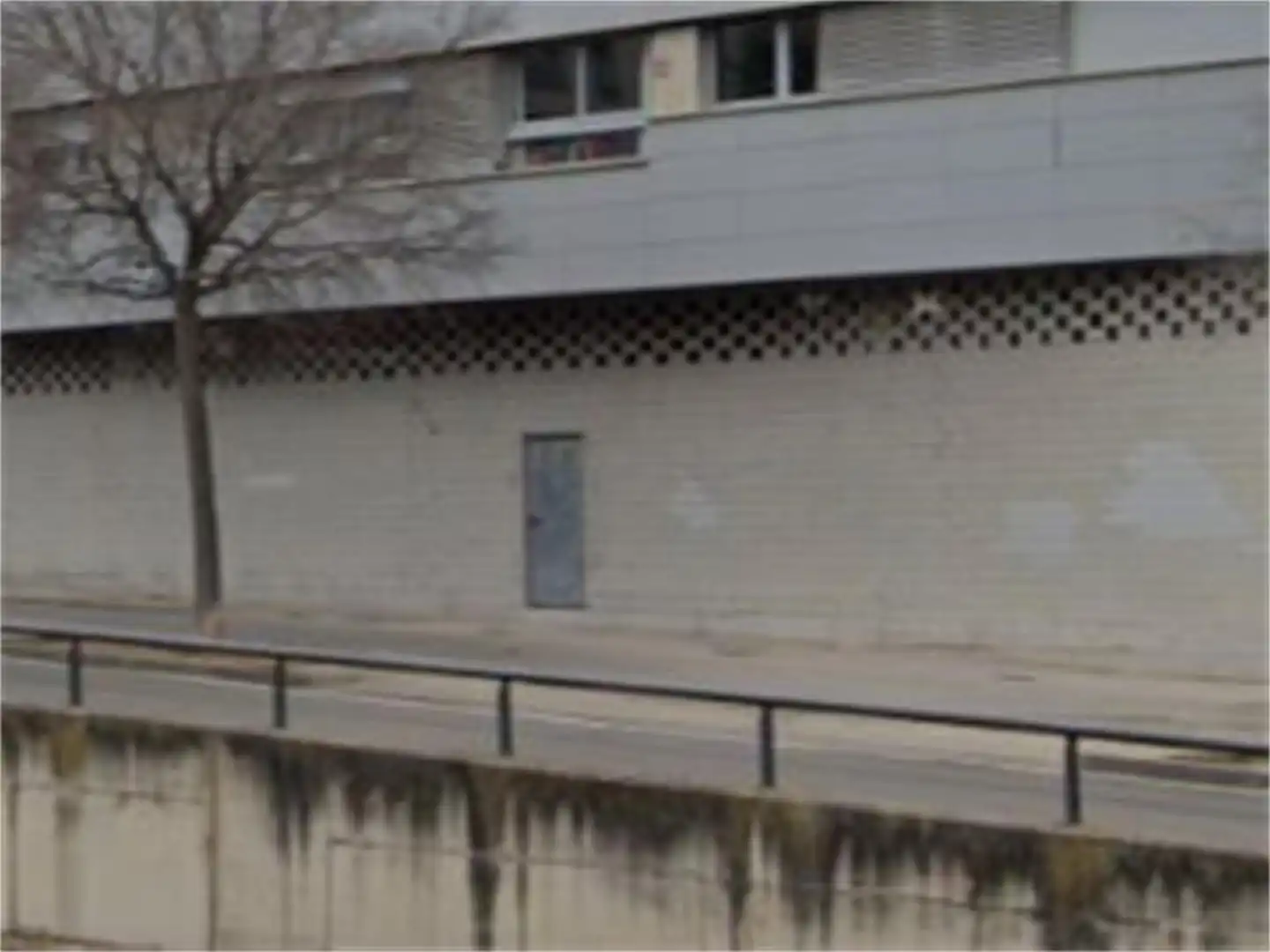 Local comercial en  Ronda de Ponent 12 - Foto 4