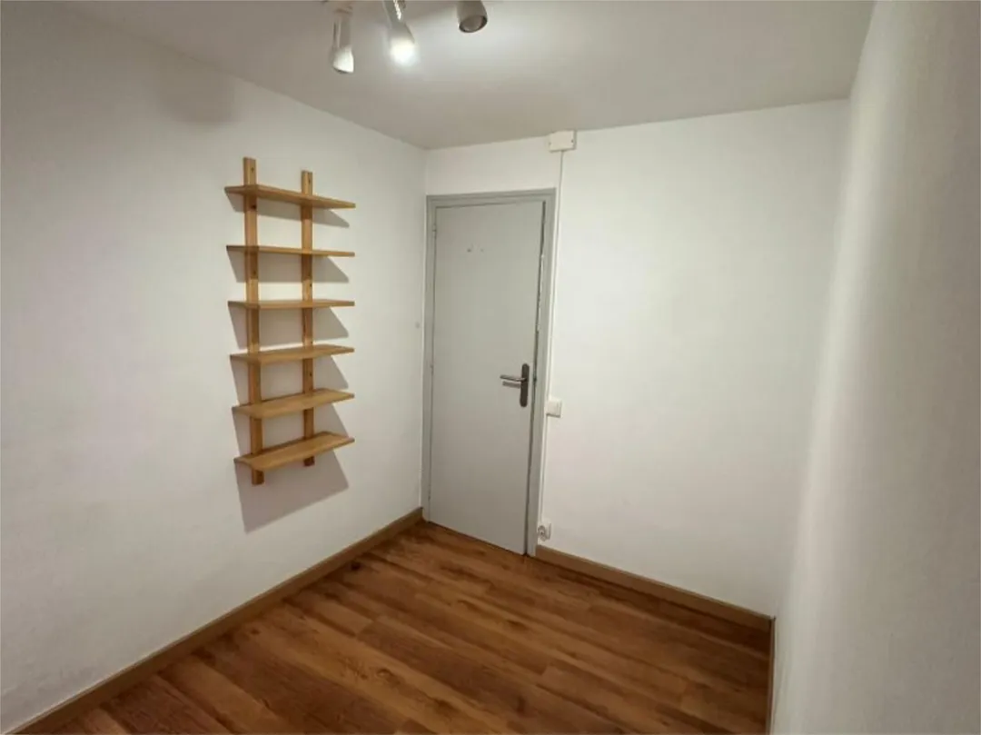 Piso en  Carrer de Josep Sangenís 46 - Foto 35