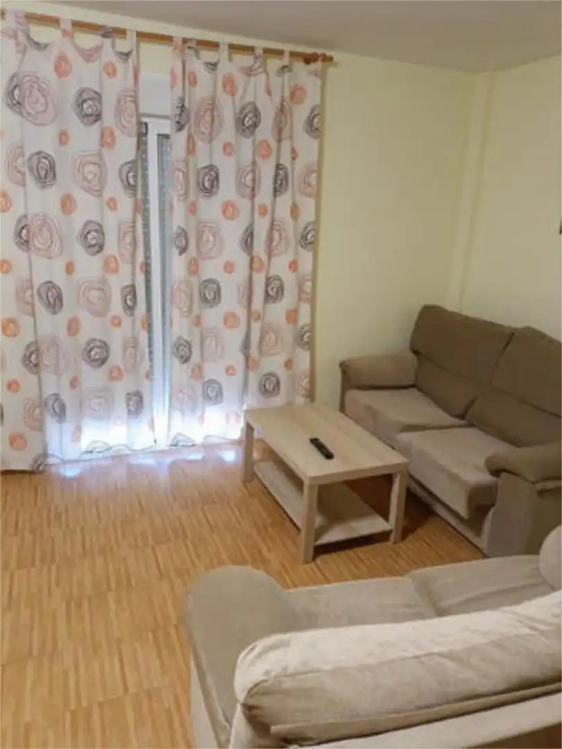 Apartamento en Calle principal - Foto 3