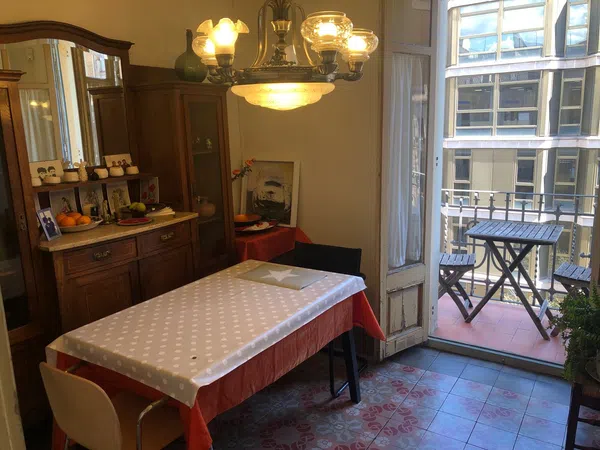 Piso en calle de la Diputació, 73