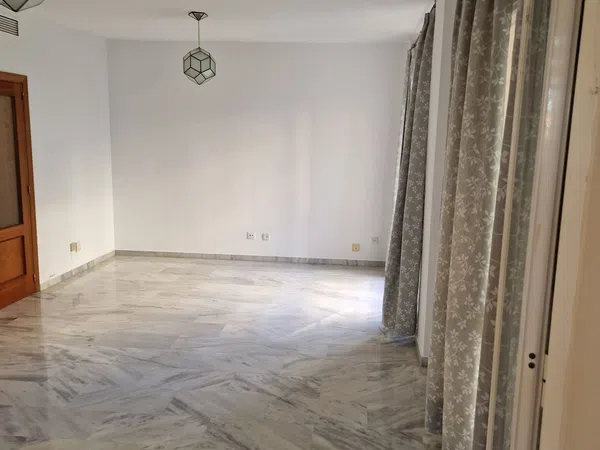 Piso en Avenida Cristobal Colón, 27 - Foto 6