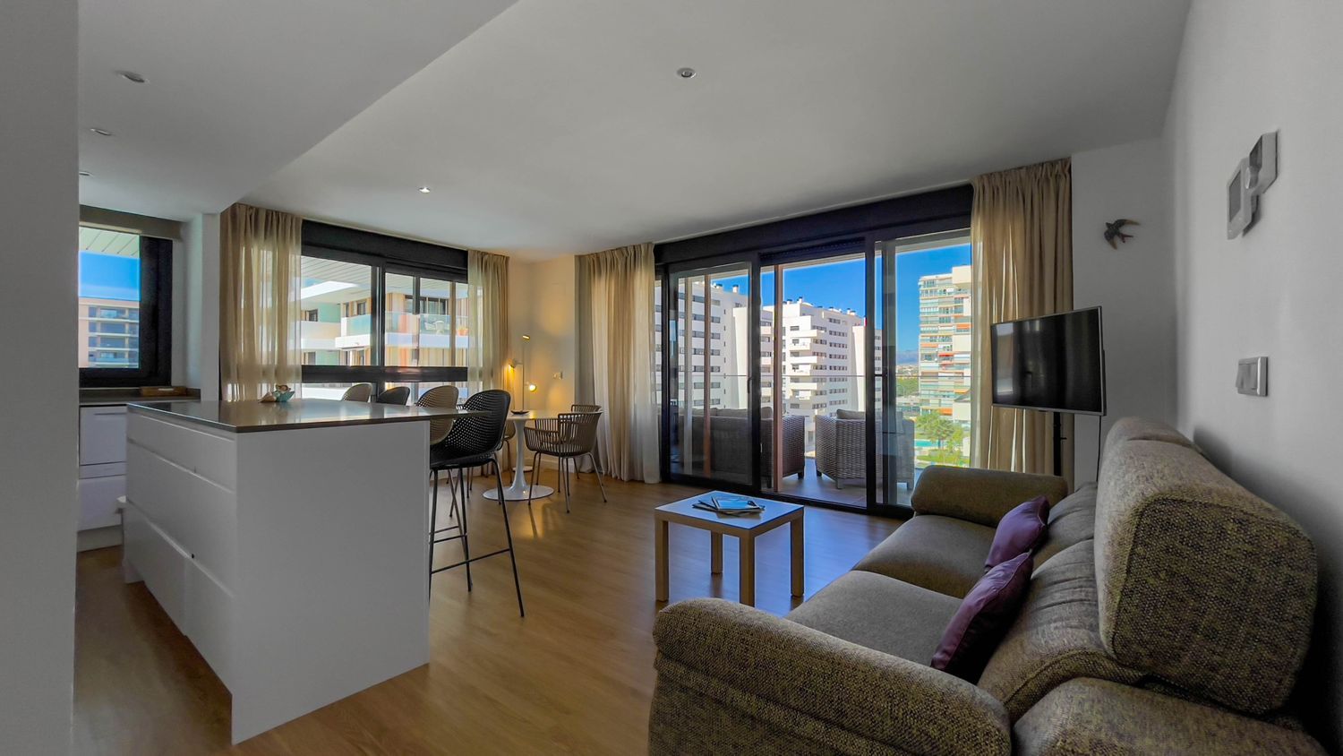 Piso en avenida Artista Remigio Soler López, 9 - Foto 2