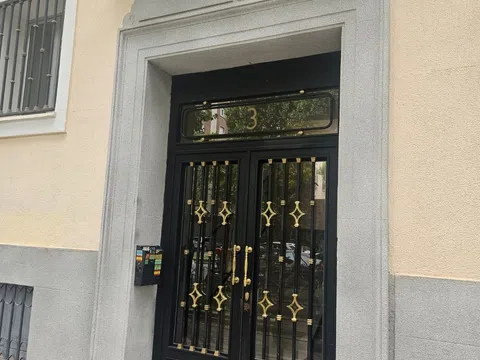 Piso en avenida del Presidente Carmona, 3