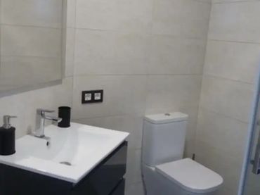 Piso en  Calle Hermanos Álvarez Quintero 1 - Foto 12