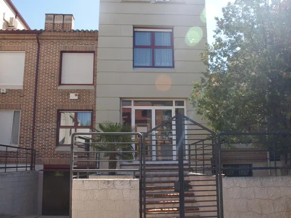 Chalet adosado en Paseo Arces Pichón, 35 - Foto 1