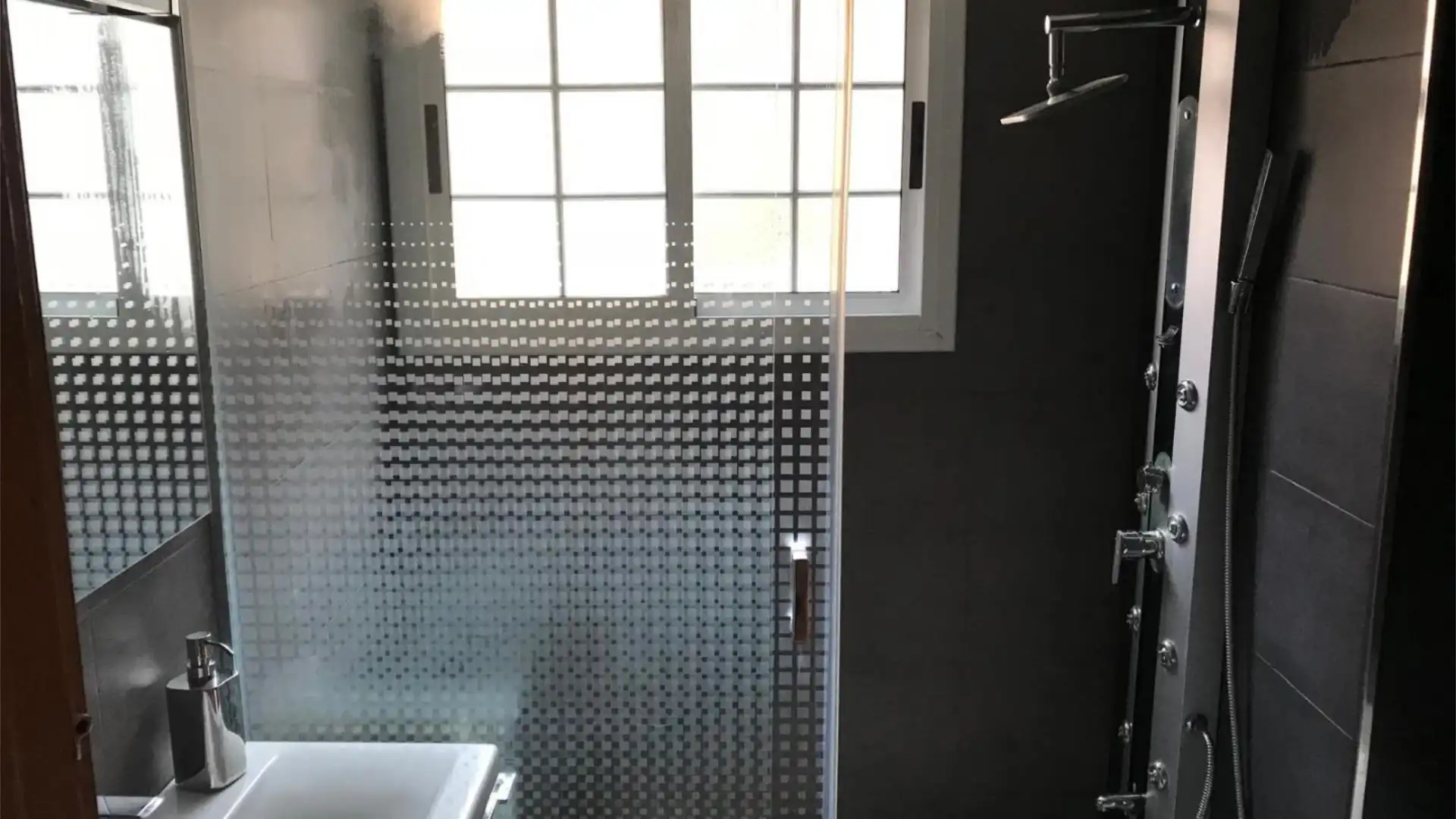 Piso en  Carrer de Josep Feliu i Codina 25 - Foto 5