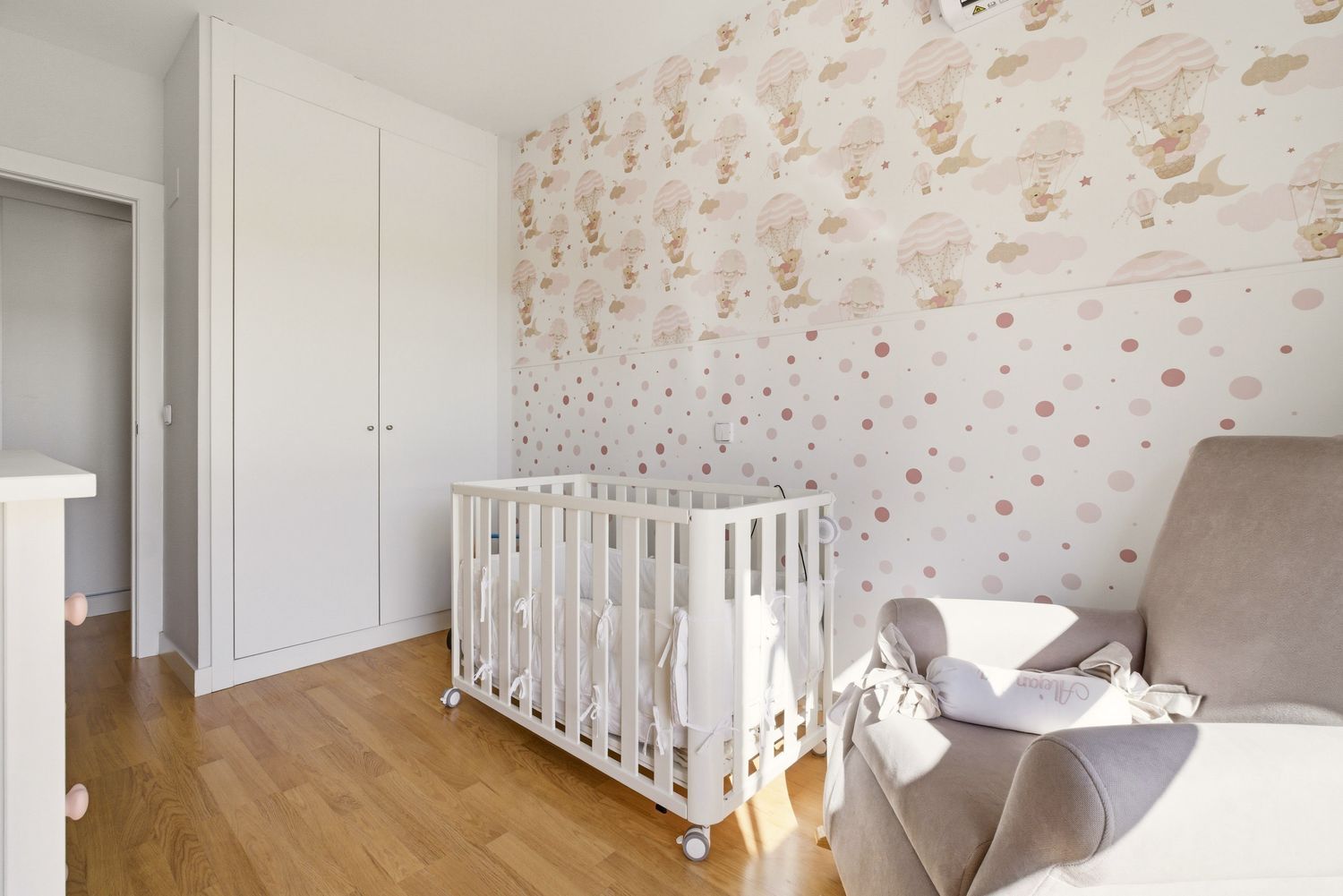 Piso en calle Cristóbal Colón, 6 - Foto 16