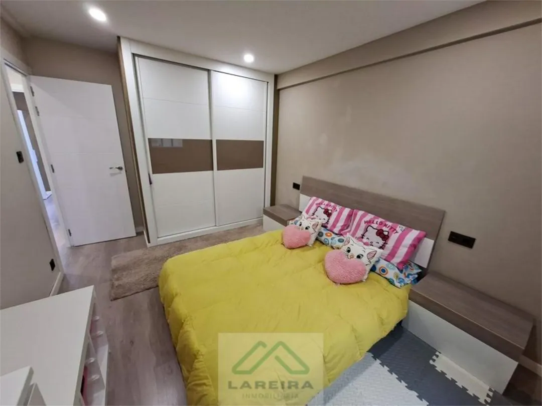 Piso en  Rúa do Conde de Torrecedeira 58 - Foto 13