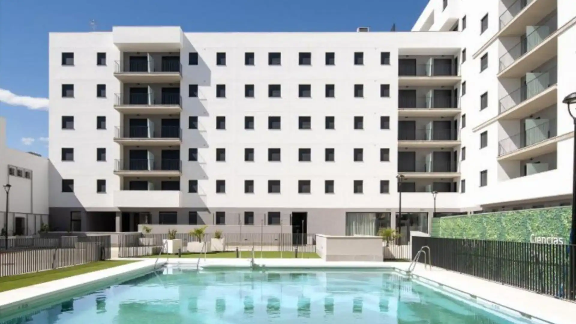 Piso en  Avenida de las Ciencias 3 - Foto 2