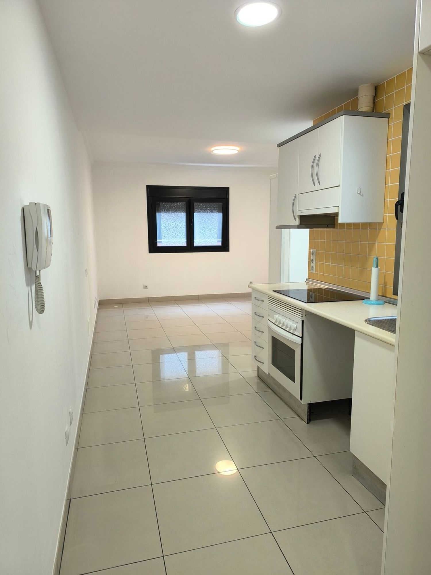 Piso en calle Bernardo de la Torre, 88 - Foto 1