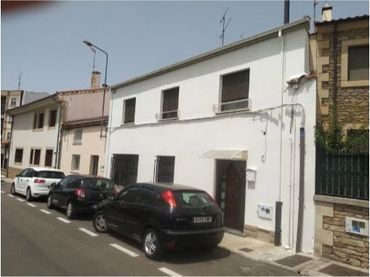 Casa adosada en  Calle Amparo 22 - Foto 1