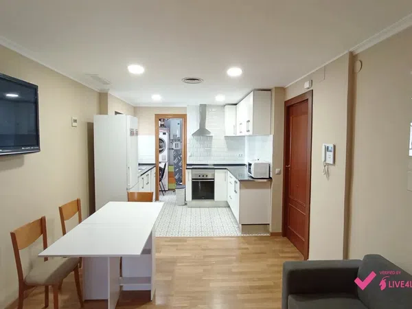 Piso en Calle de Gorgos - Foto 1