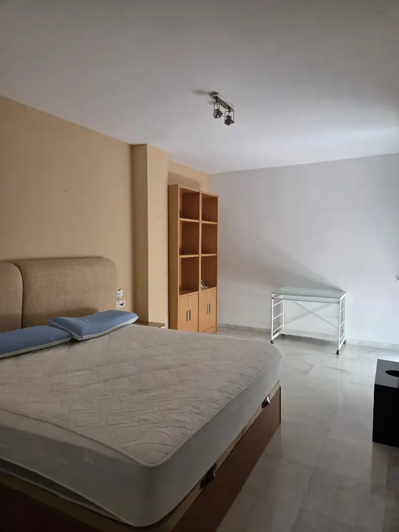 Piso en  Calle Torrequebrada 21 - Foto 4