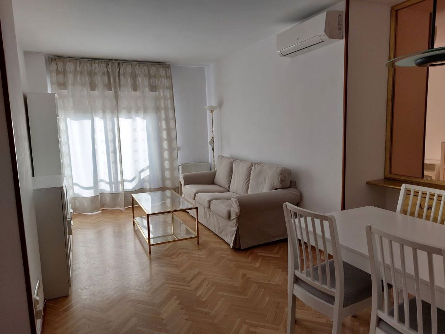 Piso en calle Alfonso Rodríguez Castelao, 21 - Foto 2