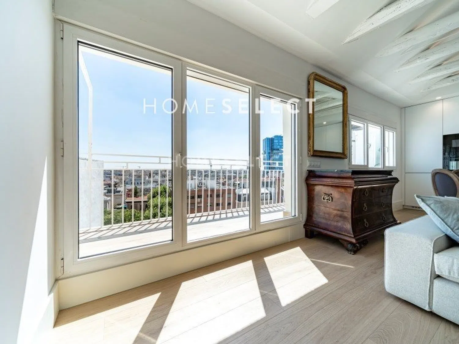 Ático en plaza de Alonso Martínez - Foto 2