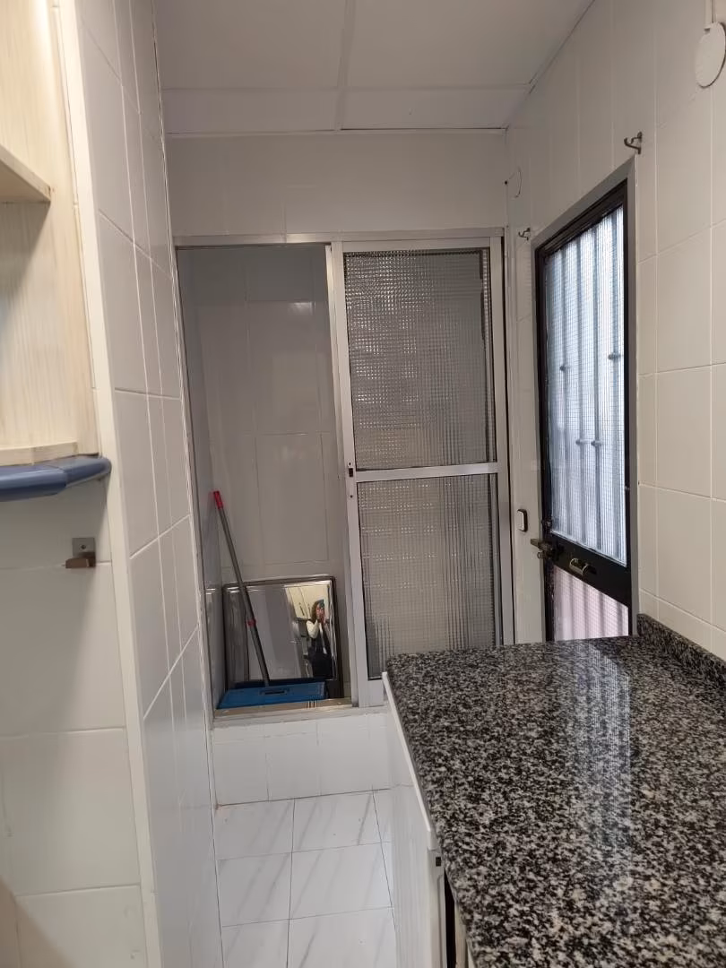 Piso en  Avenida de Alvar Núñez 55 - Foto 8