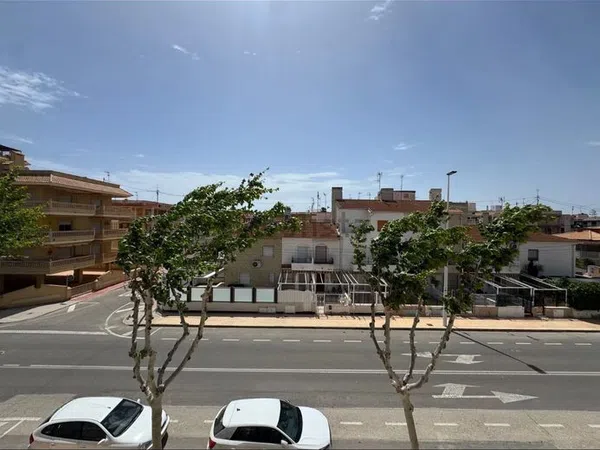 Chalet adosado en Avenida Albacete, 36 - Foto 8