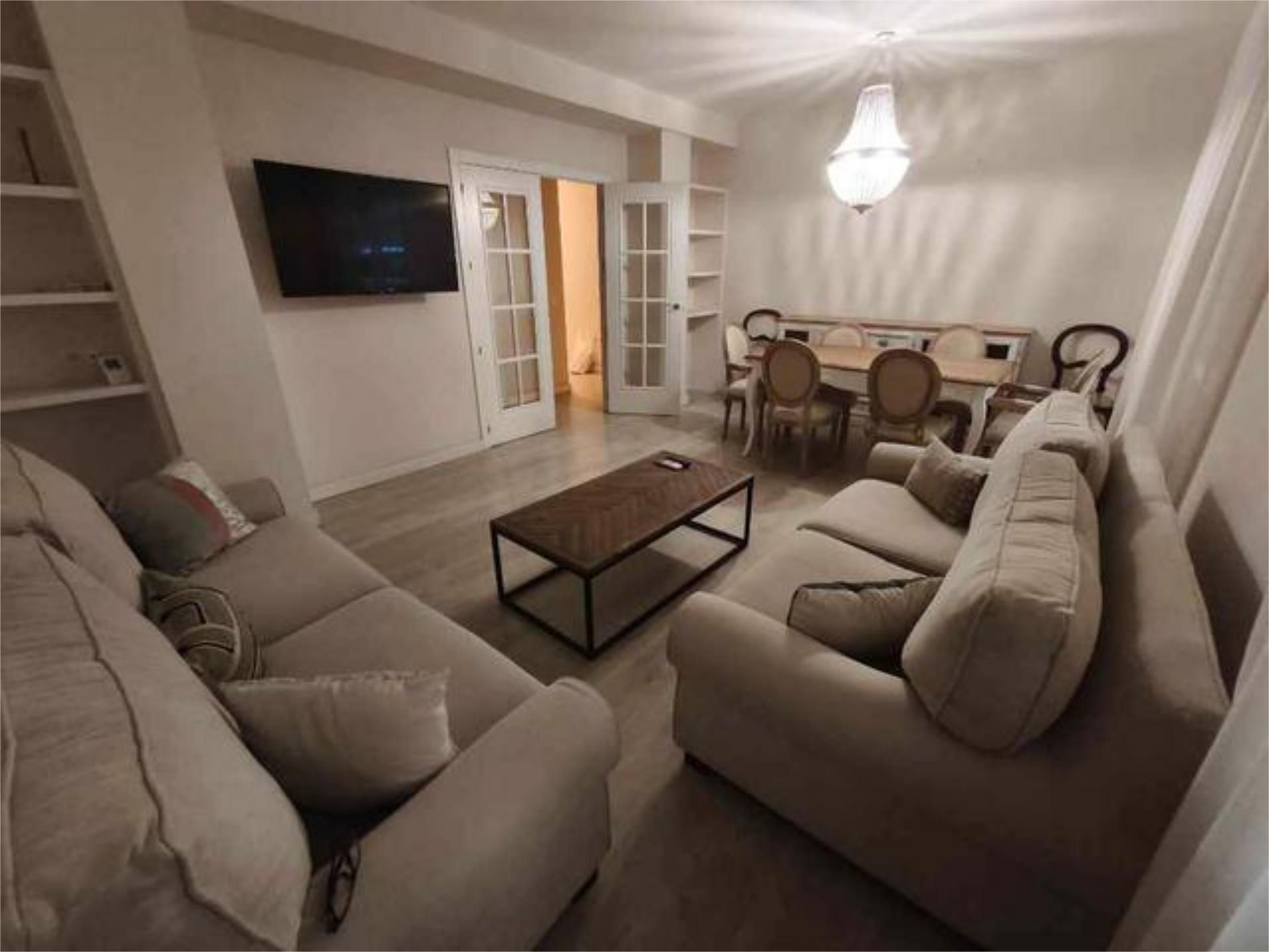 Piso en Nervión - Foto 2