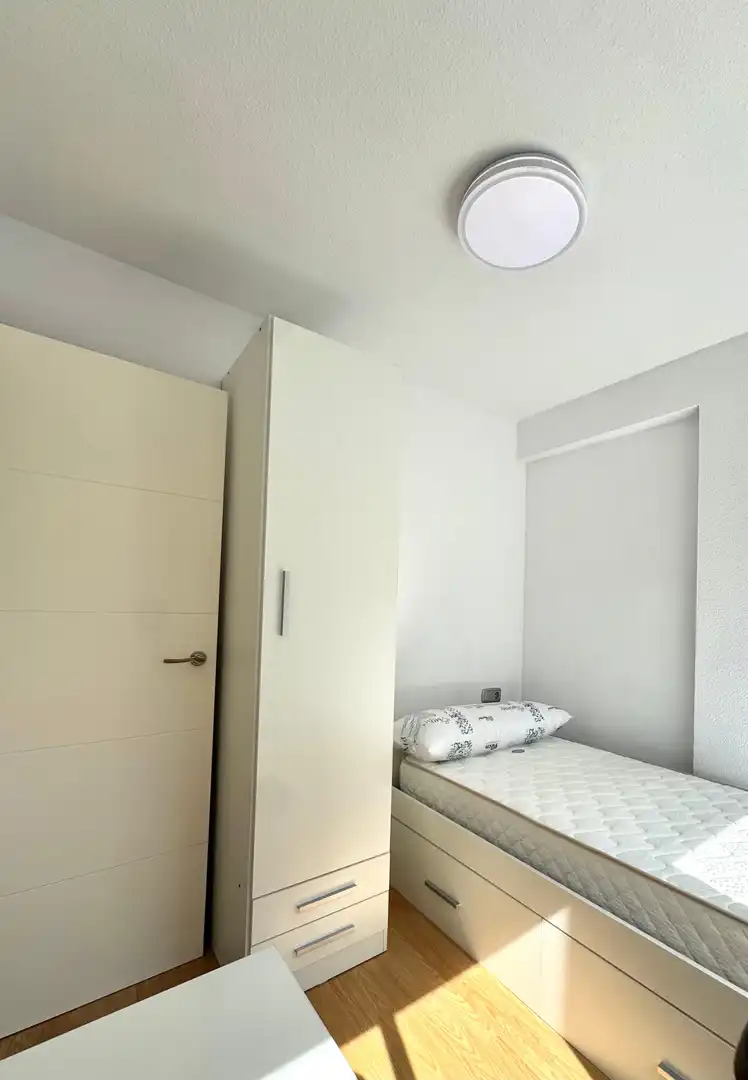 Piso en  Valencia - CL RAMON LLULL - Foto 16