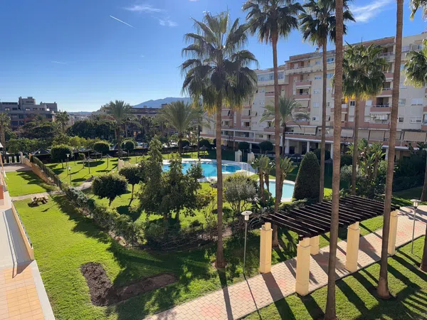 Piso en avenida del Editor Ángel Caffarena, 11