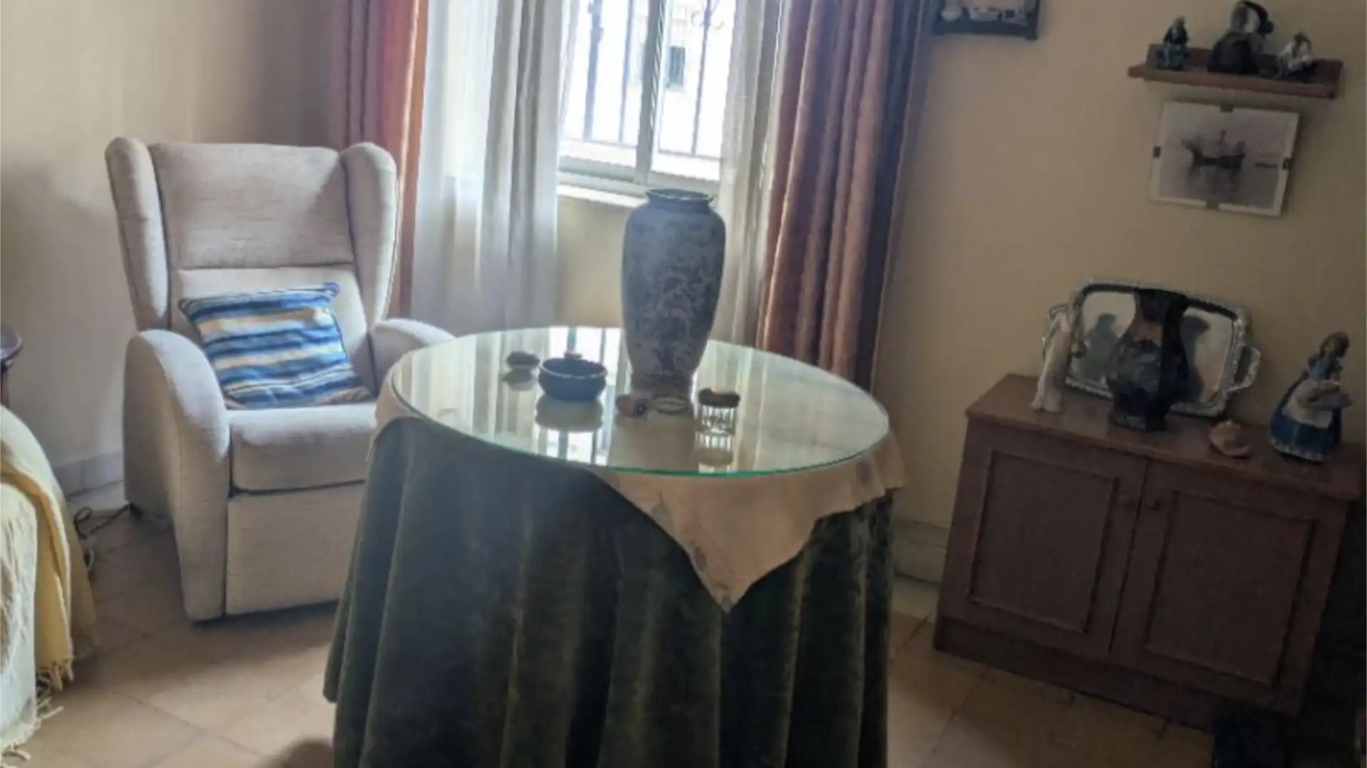 Piso en  Calle Pepe González Marín 1 - Foto 3