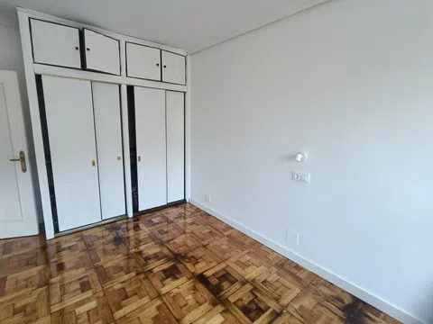 Piso en floranes, 46