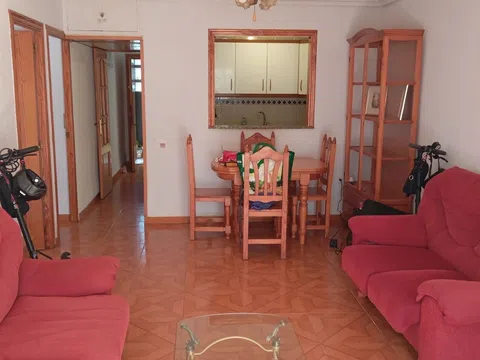 Piso en Av. Cuenca, 9