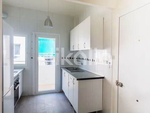 Piso en calle Profesores Hermanos Muñoz - Foto 6