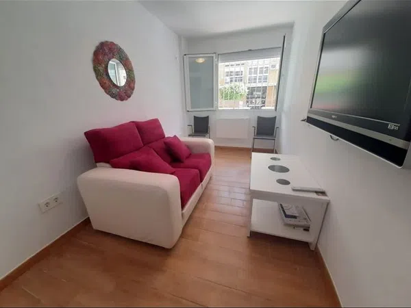 Piso en Calle Santa María de Ordás, 10, Ctra. de Carmona-Miraflores, Sevilla