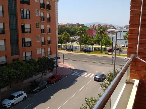 Piso en avenida Juan Carlos I, 74