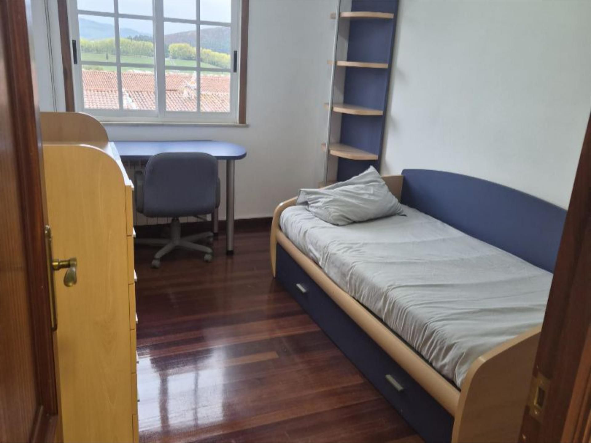 Piso en  Rúa de Tomiño 12 - Foto 3