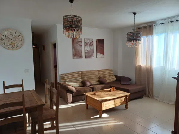 Piso en calle Santa María Soledad, 6