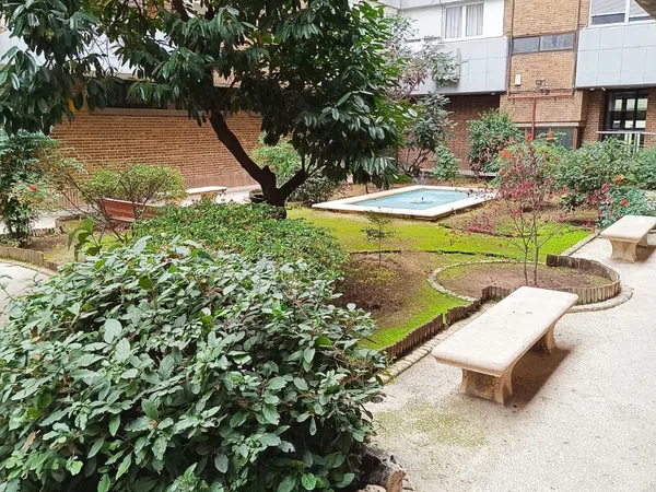 Piso en paseo del Quince de Mayo, 12