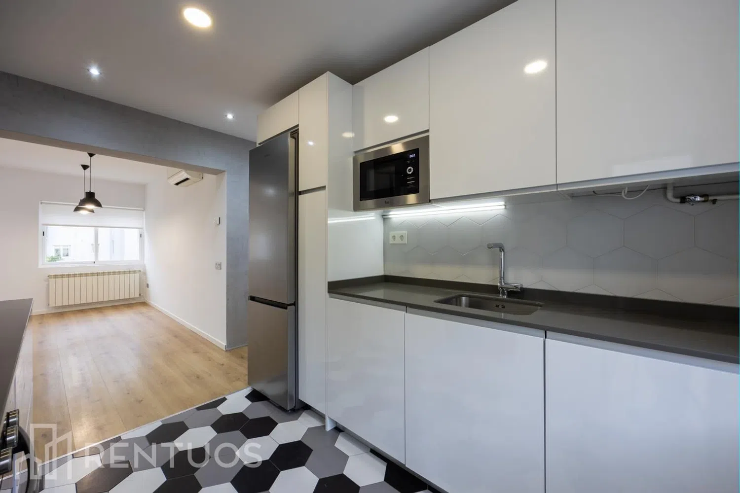 Piso en calle de la del Manojo de Rosas - Foto 16