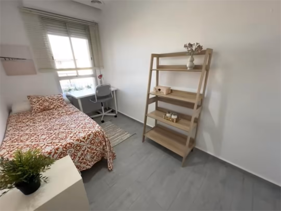 Piso en  Calle Pintor Luis Garay 1 - Foto 16