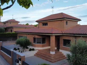 Chalet en  Calle Ladera del Sol 16 - Foto 2