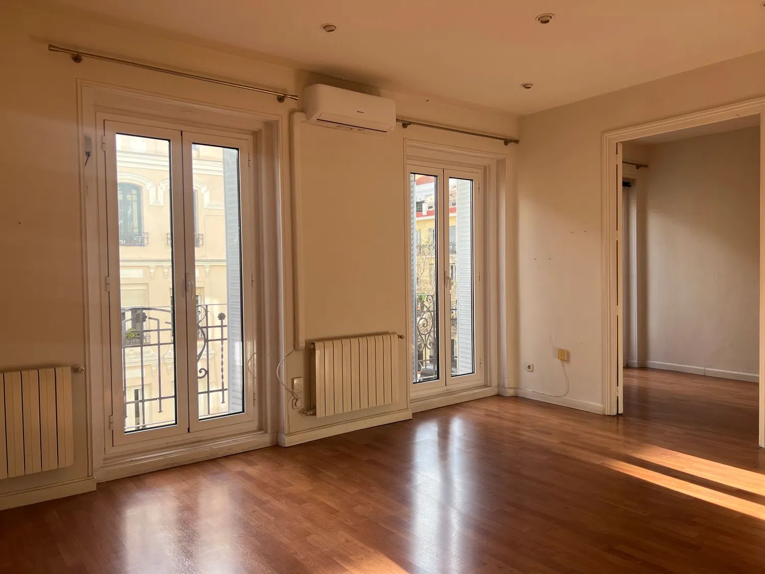 Piso en calle de Bretón de los Herreros, 35 - Foto 1