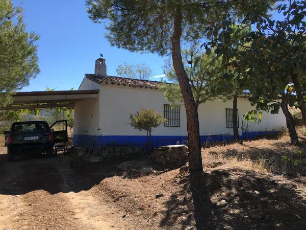 Finca rústica en Camino de las Alcobillas s/n - Foto 2