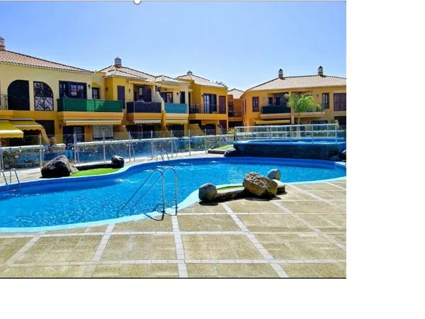 Piso en calle Boreas, 64