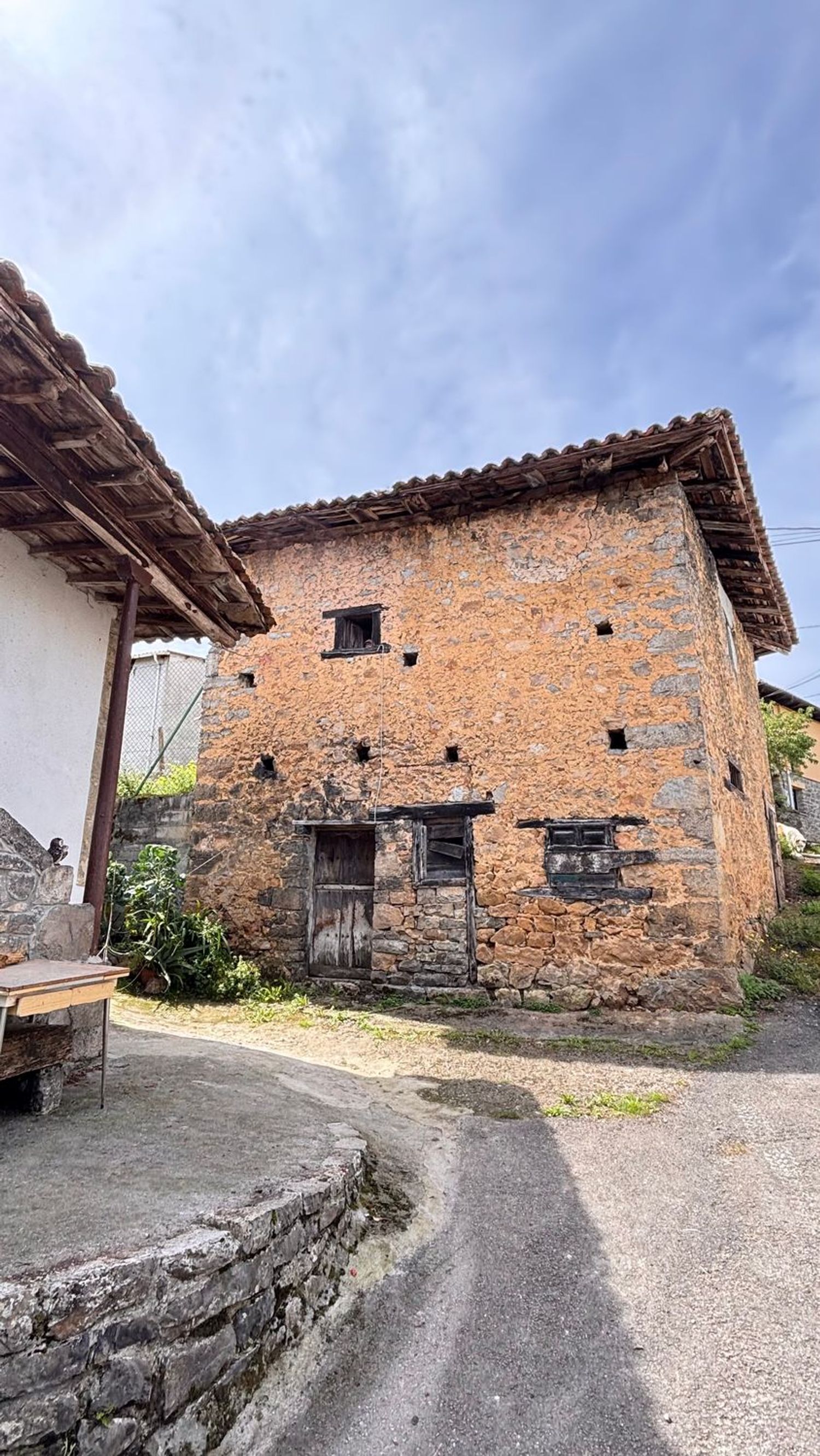 Casa de pueblo en Vallobil s/n - Foto 2