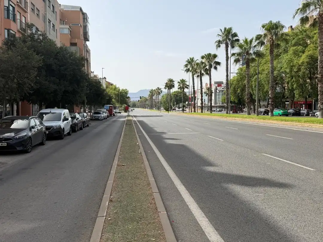 Piso en  Avenida Juan Carlos I 44 - Foto 8